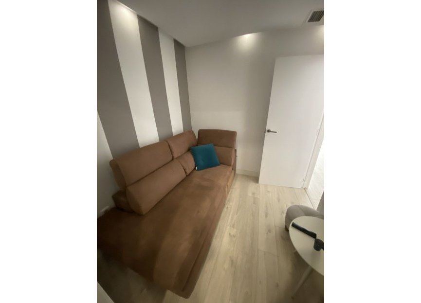 Resale - Ground floor apartment - Marbella - Puerto Banús