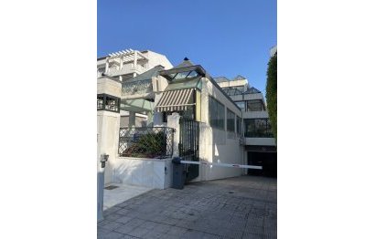 Resale - Ground floor apartment - Marbella - Puerto Banús