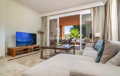 Resale - Apartment - Ground Floor Apartment - Marbella - Nueva Andalucia