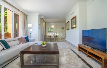 Resale - Apartment - Ground Floor Apartment - Marbella - Nueva Andalucia