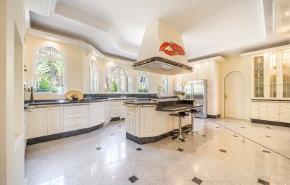 Resale - House - Detached Villa - Marbella - The Golden Mile