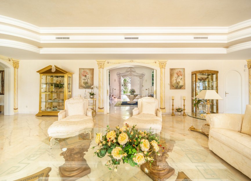 Resale - House - Detached Villa - Marbella - The Golden Mile