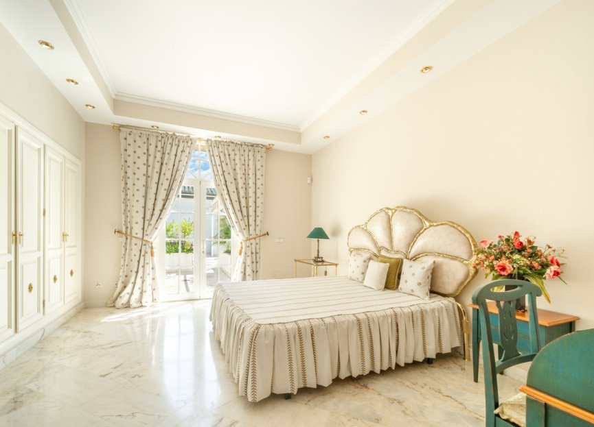 Resale - House - Detached Villa - Marbella - The Golden Mile