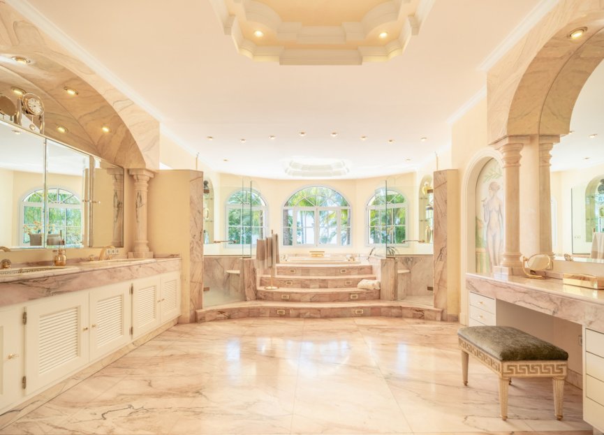 Resale - House - Detached Villa - Marbella - The Golden Mile