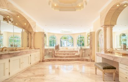 Resale - House - Detached Villa - Marbella - The Golden Mile