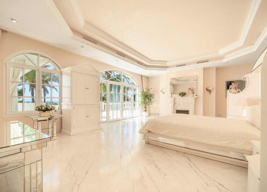 Resale - House - Detached Villa - Marbella - The Golden Mile