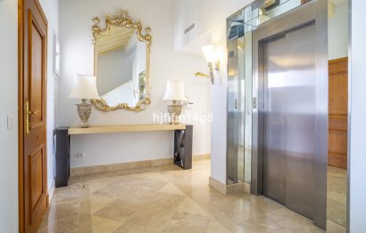 Resale - Apartment - Penthouse - Marbella - Nueva Andalucia