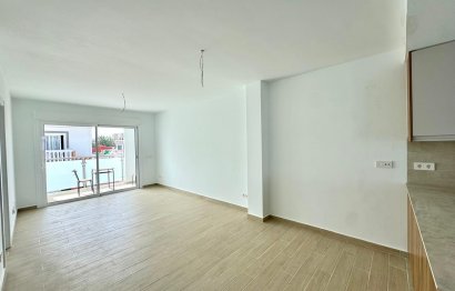 Resale - Apartment - Middle Floor Apartment - Fuengirola - Fuengirola Centro