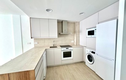 Resale - Apartment - Middle Floor Apartment - Fuengirola - Fuengirola Centro