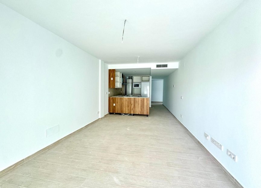 Resale - Apartment - Middle Floor Apartment - Fuengirola - Fuengirola Centro