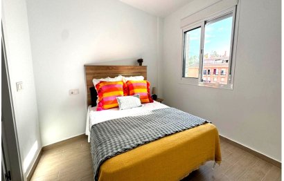 Resale - Apartment - Middle Floor Apartment - Fuengirola - Fuengirola Centro