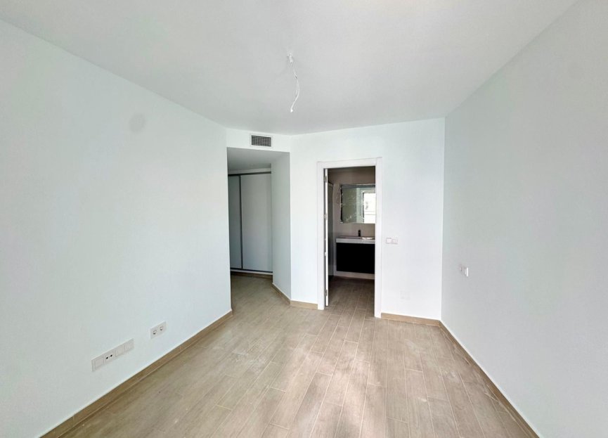 Resale - Apartment - Middle Floor Apartment - Fuengirola - Fuengirola Centro