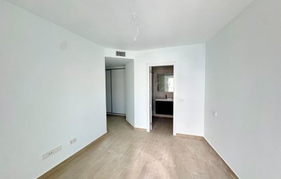 Resale - Apartment - Middle Floor Apartment - Fuengirola - Fuengirola Centro