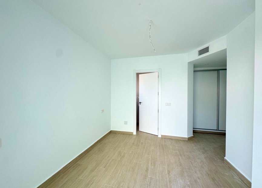 Resale - Apartment - Middle Floor Apartment - Fuengirola - Fuengirola Centro