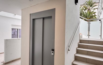 Resale - Apartment - Middle Floor Apartment - Fuengirola - Fuengirola Centro