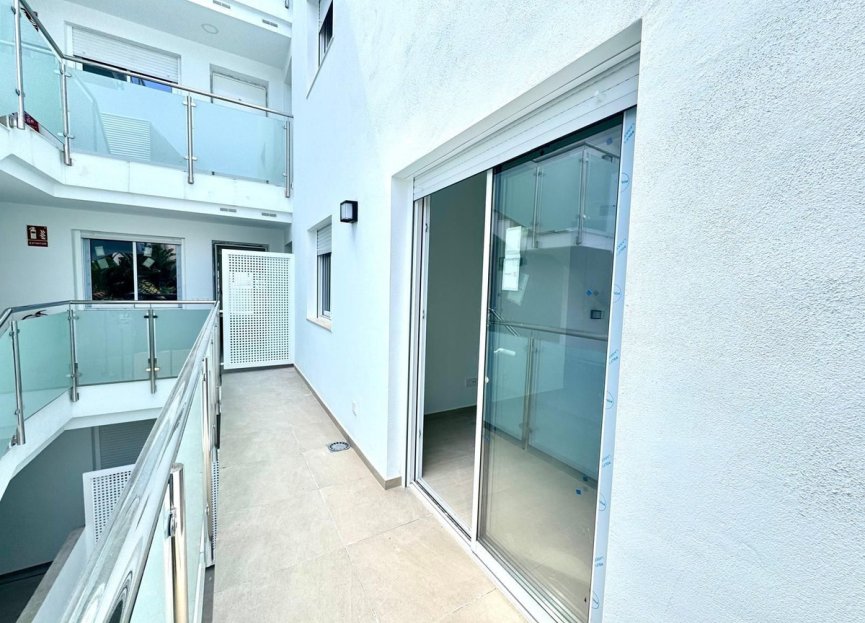 Resale - Apartment - Middle Floor Apartment - Fuengirola - Fuengirola Centro