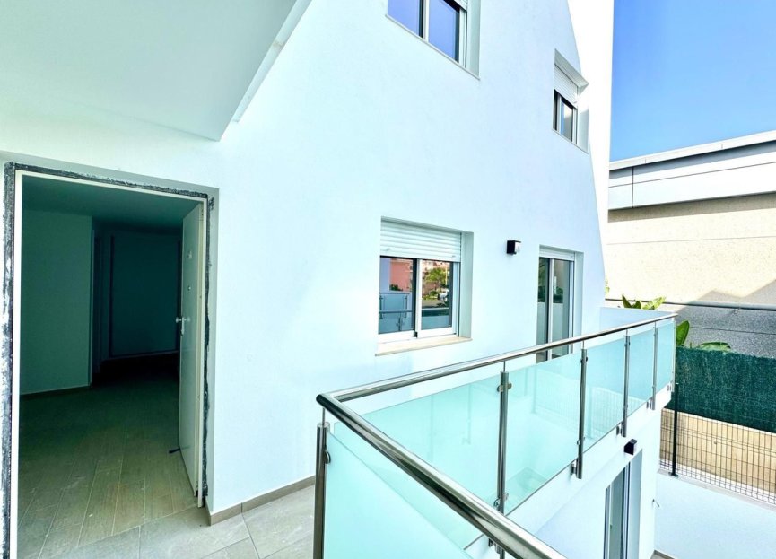 Resale - Apartment - Middle Floor Apartment - Fuengirola - Fuengirola Centro