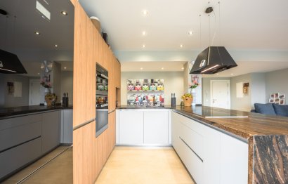 Resale - Apartment - Middle Floor Apartment - Benahavís - La Quinta