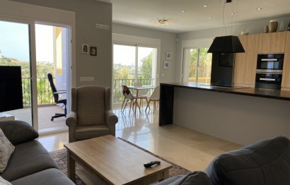 Resale - Apartment - Middle Floor Apartment - Benahavís - La Quinta