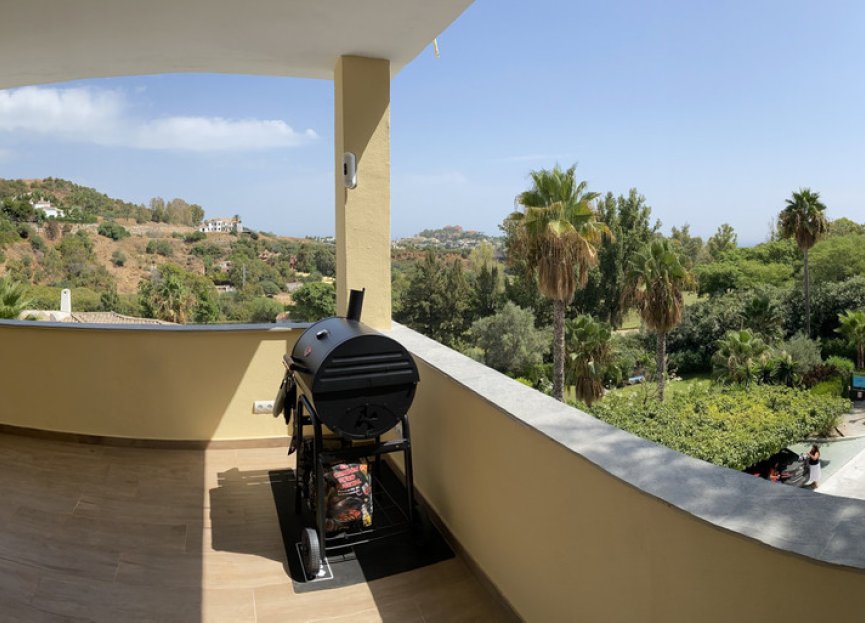 Resale - Apartment - Middle Floor Apartment - Benahavís - La Quinta