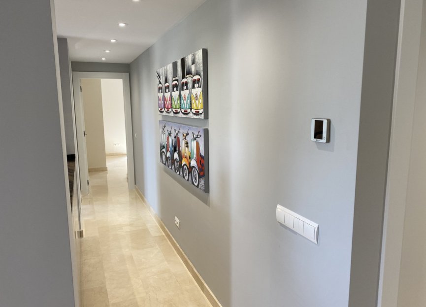 Resale - Apartment - Middle Floor Apartment - Benahavís - La Quinta