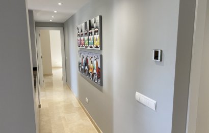 Resale - Apartment - Middle Floor Apartment - Benahavís - La Quinta