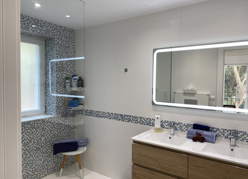 Resale - Apartment - Middle Floor Apartment - Benahavís - La Quinta