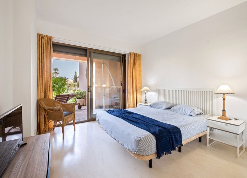 Resale - Ground floor apartment - Estepona - New Golden Mile