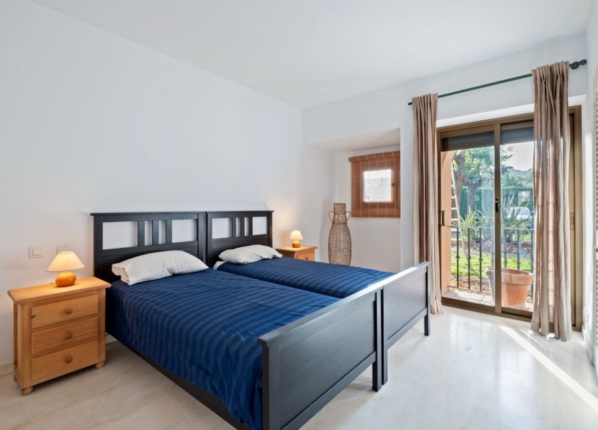 Resale - Ground floor apartment - Estepona - New Golden Mile