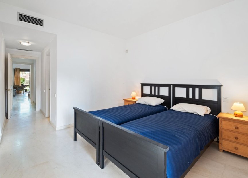 Resale - Ground floor apartment - Estepona - New Golden Mile