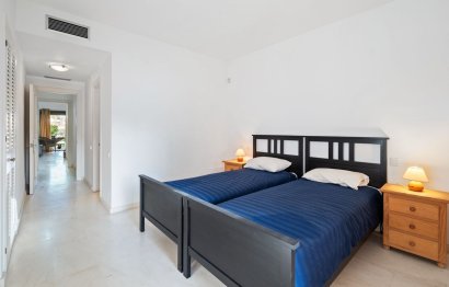 Resale - Ground floor apartment - Estepona - New Golden Mile