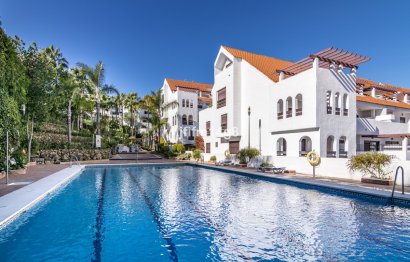 Resale - Apartment - Penthouse - Marbella - Nueva Andalucia