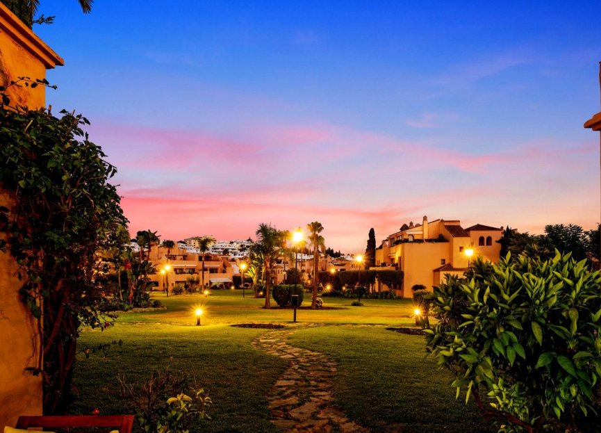 Resale - Ground floor apartment - Estepona - New Golden Mile