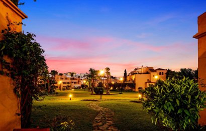 Resale - Ground floor apartment - Estepona - New Golden Mile