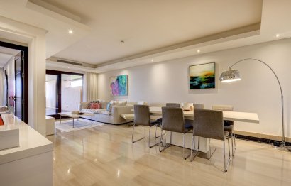 Resale - Apartment - Middle Floor Apartment - Estepona - Estepona Centro