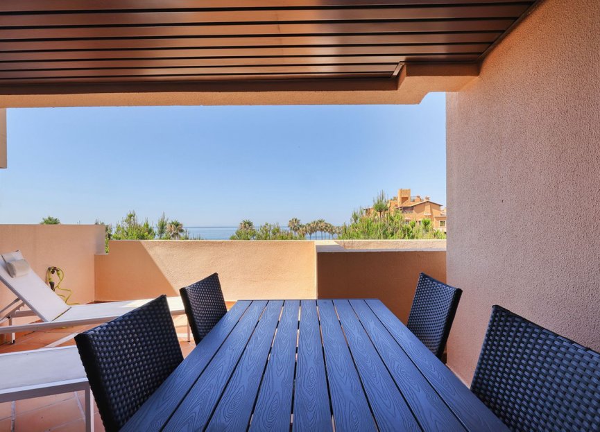 Resale - Apartment - Middle Floor Apartment - Estepona - Estepona Centro