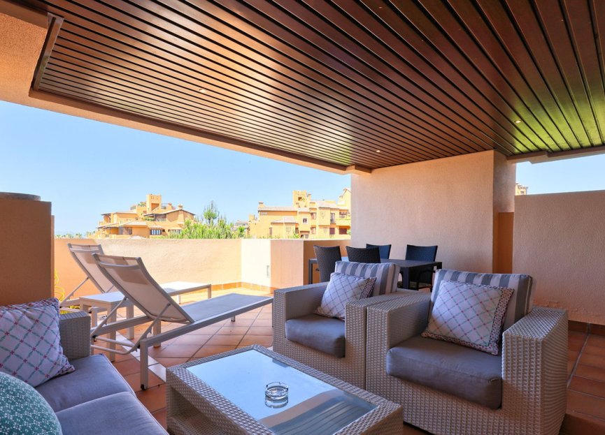 Resale - Apartment - Middle Floor Apartment - Estepona - Estepona Centro