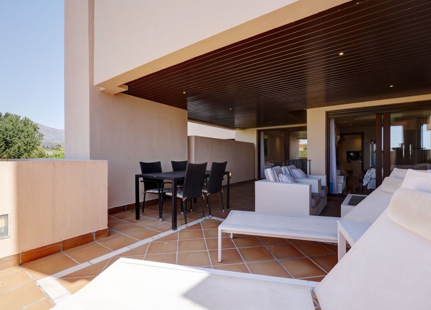 Resale - Apartment - Middle Floor Apartment - Estepona - Estepona Centro