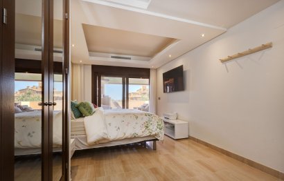 Resale - Apartment - Middle Floor Apartment - Estepona - Estepona Centro