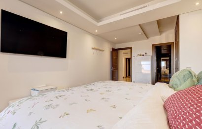 Resale - Apartment - Middle Floor Apartment - Estepona - Estepona Centro