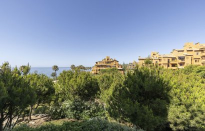 Resale - Apartment - Middle Floor Apartment - Estepona - Estepona Centro