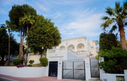 Resale - House - Detached Villa - Benalmádena - Benalmadena Centro