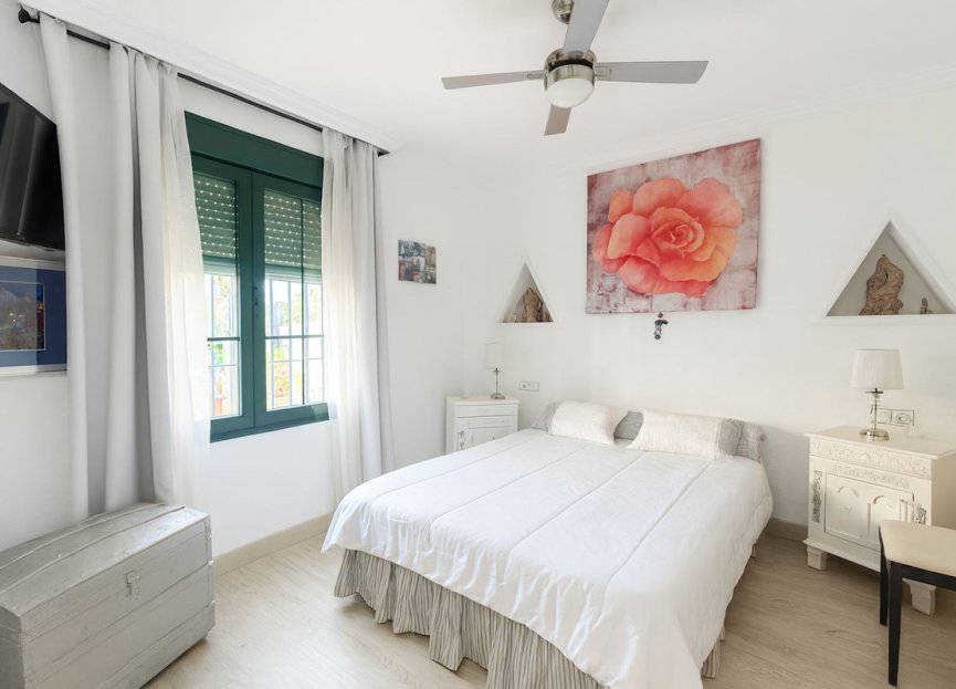 Resale - Ground floor apartment - Estepona - New Golden Mile