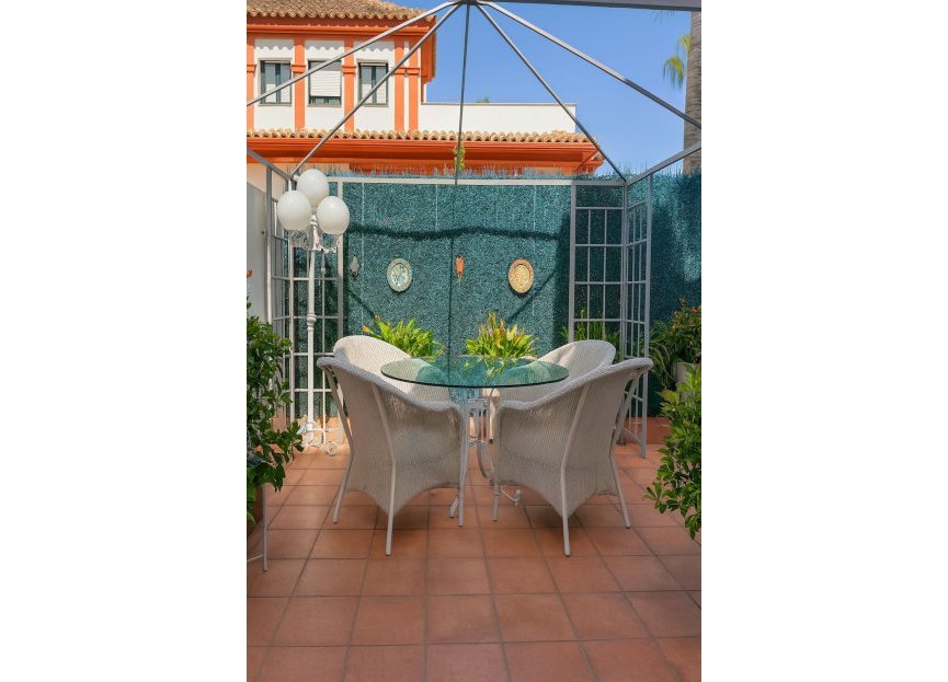 Resale - Ground floor apartment - Estepona - New Golden Mile