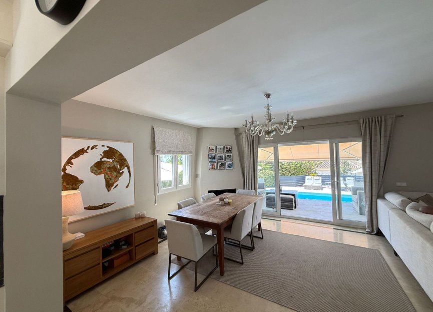 Reventa - House - Detached Villa - Marbella - Marbesa