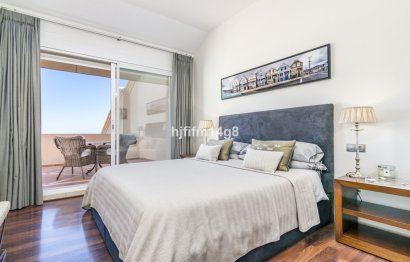 Resale - Apartment - Penthouse - Marbella - Nueva Andalucia