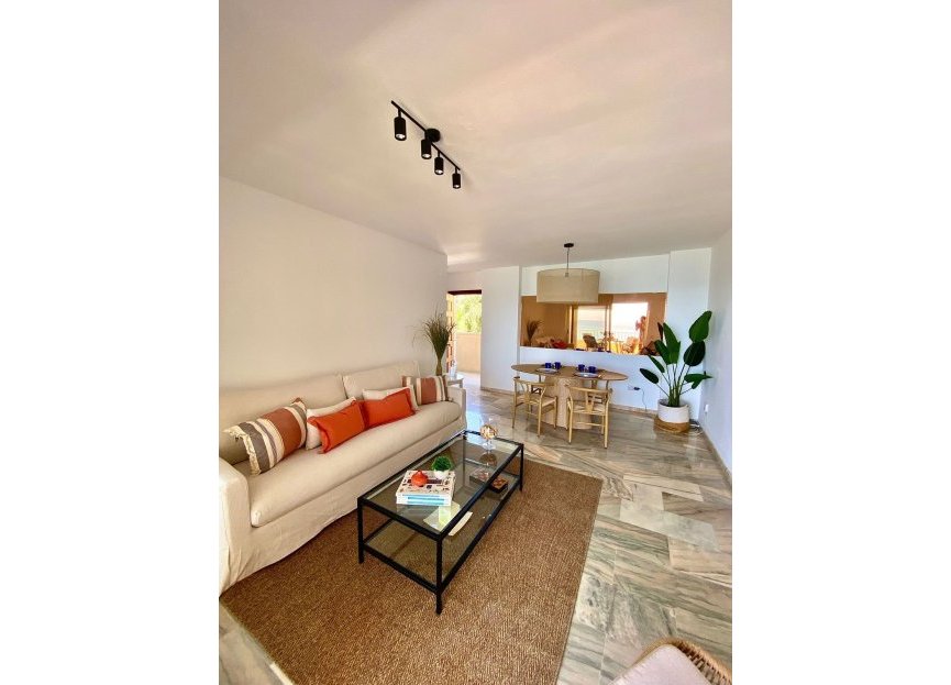 Resale - Apartment - Middle Floor Apartment - Fuengirola - Fuengirola Centro