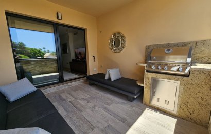 Resale - Apartment - Middle Floor Apartment - Marbella - Puerto Banús