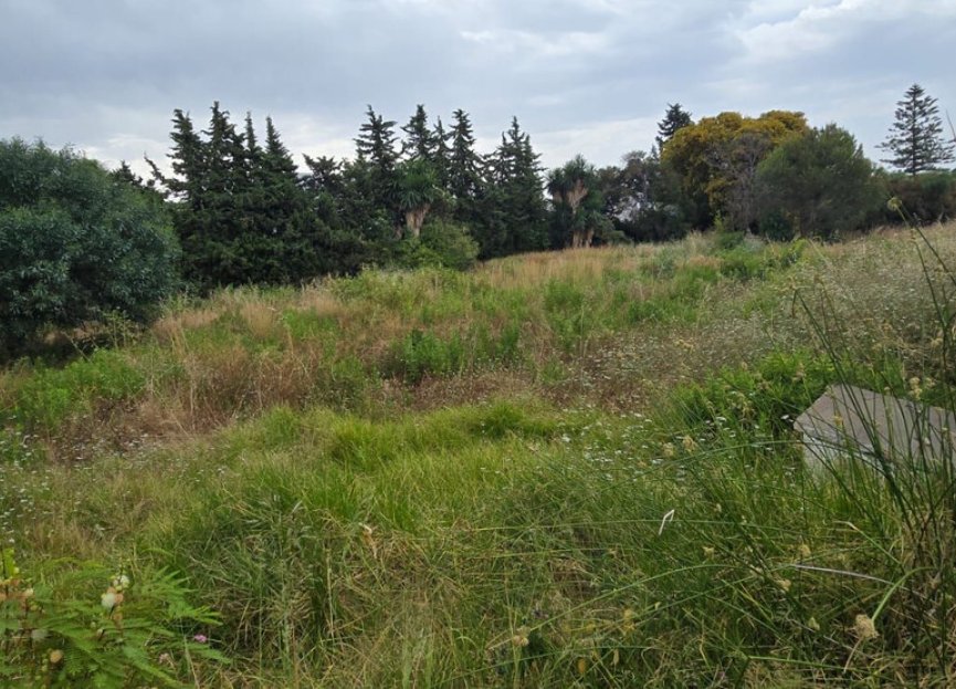 Resale - Plot - Residential Plot - Estepona - Atalaya