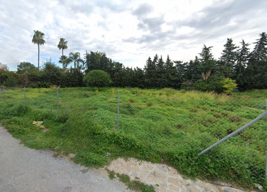 Resale - Plot - Residential Plot - Estepona - Atalaya
